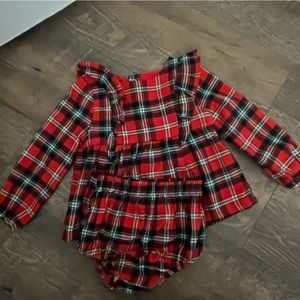 Baby girl shirt & bloomers